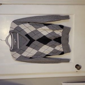Long sleeve light sweater
